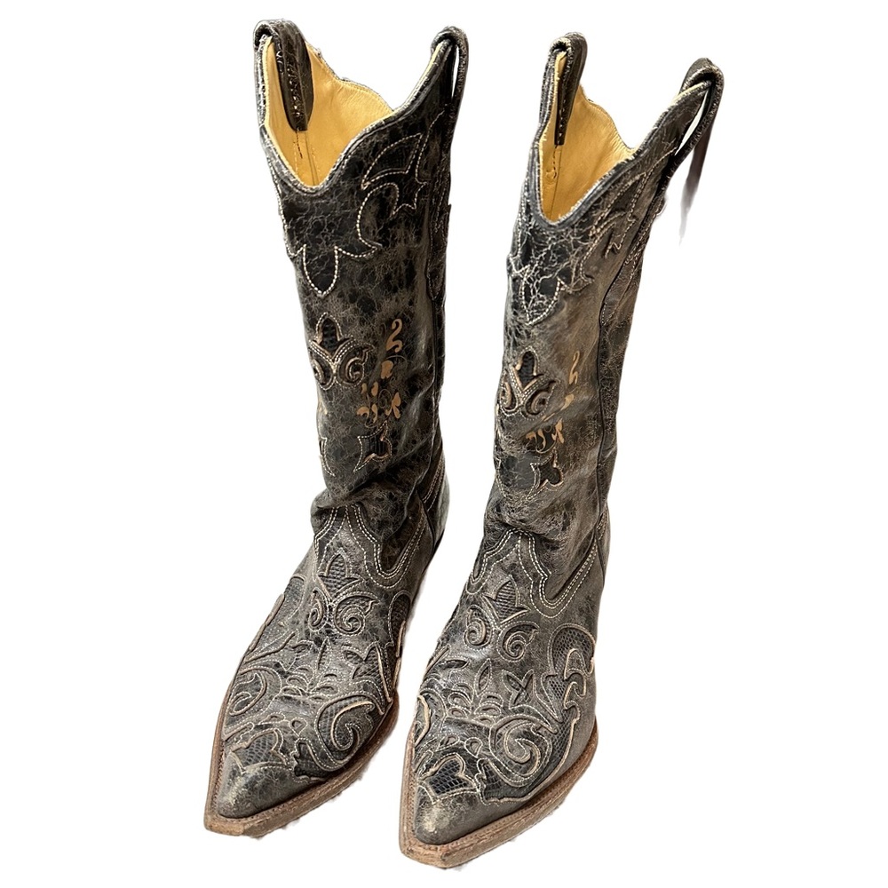 CORRAL Vintage Black Leather with Lizard Inlay Snip Toe Western Boots